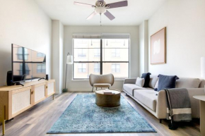 Domain 1br w gym pool wd nr restaurants ATX-176